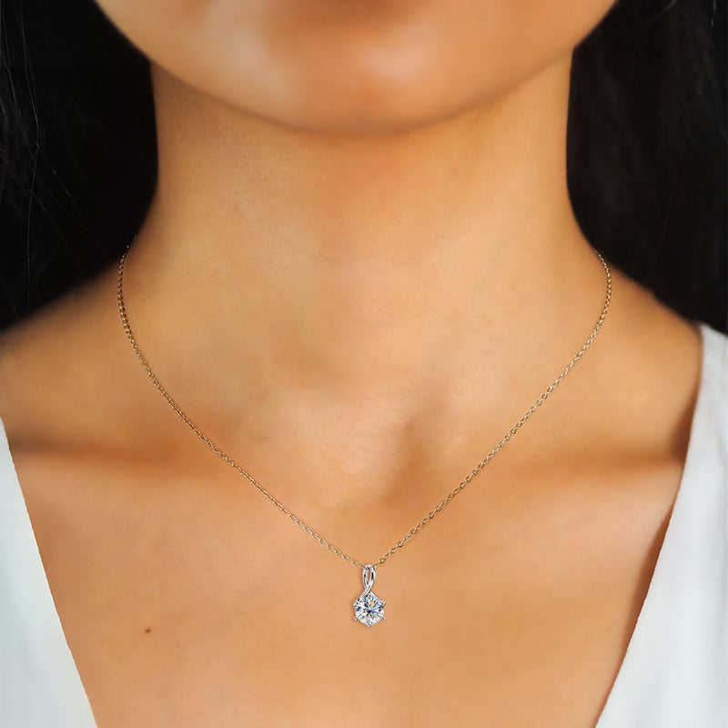 Women's Simple All-match S925 Sterling Silver Moissanite Pendant Necklace