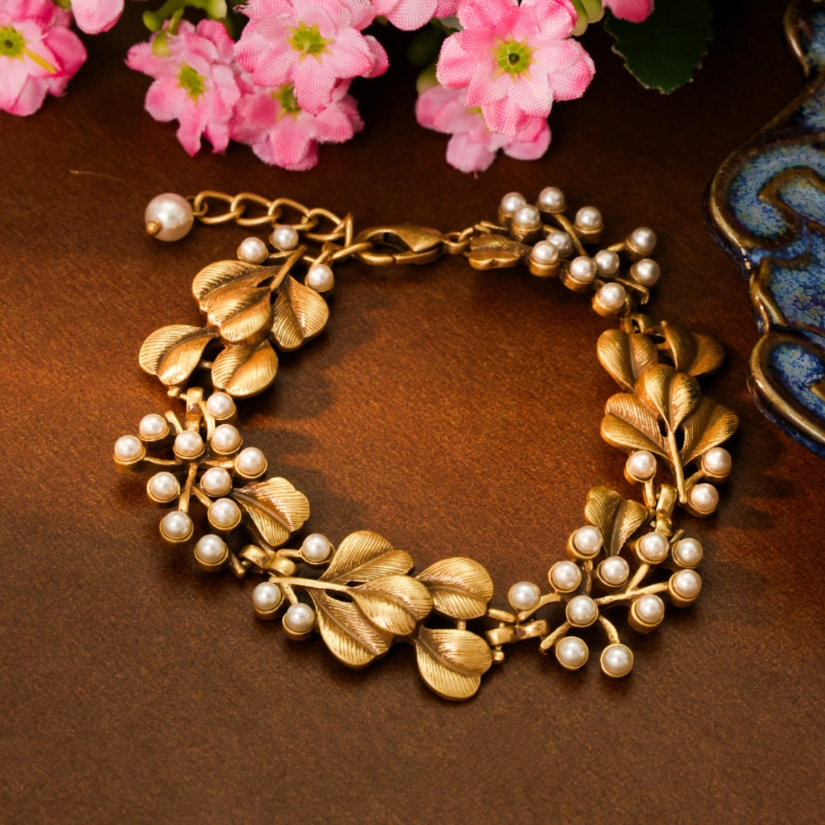 Mid-ancient Necklace Ginkgo Leaf Pearl Vintage Brushed